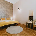 Folk 60sm Spacious And Bright * 부다페스트