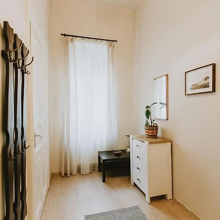 Folk 60sm Spacious And Bright Budapešť