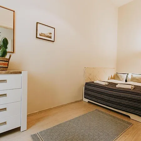 Folk 60sm Spacious And Bright * 부다페스트