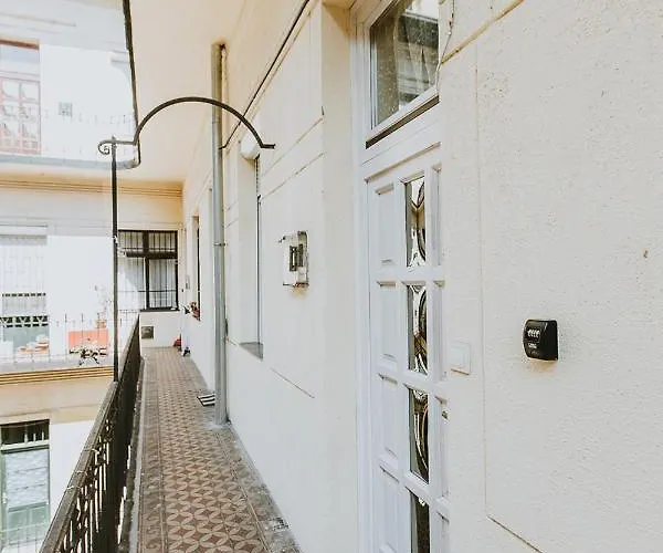 Folk 60sm Spacious And Bright Budapest